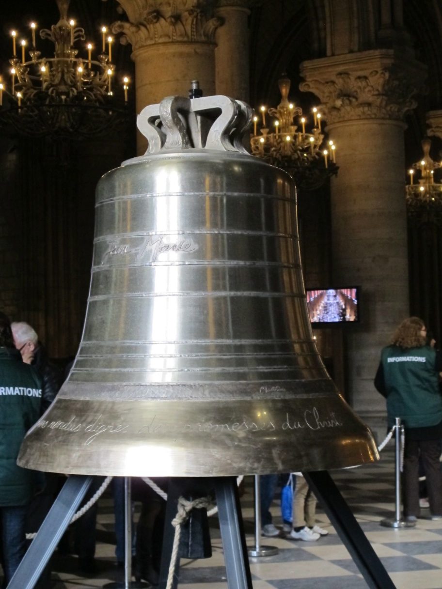 Nouvelle cloche de Notre-Dame
