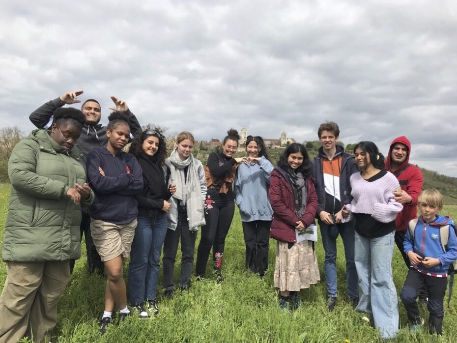 Groupe de jeunes à Vézelay